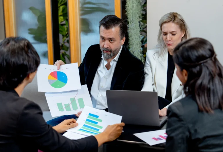 business-analyst2.webp